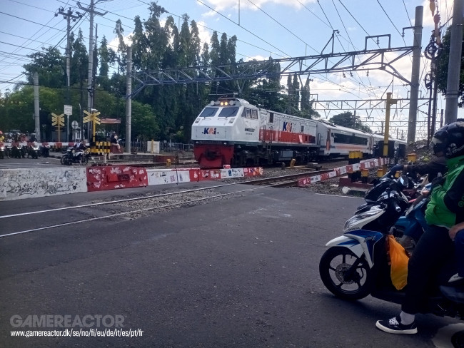 Banggaan ng tren sa Jakarta nag-iwan ng 15 patay at humigit-kumulang 100 sugatan