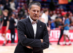 Real Madrid Basketball "ninakaw" si coach Pedro Mart&iacute;nez mula sa Valencia Basket