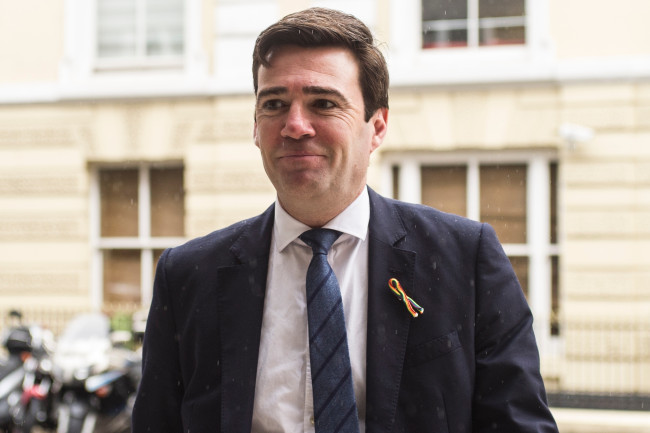 Si Andy Burnham ay iaanunsyo bilang bagong lider ng Labour at susunod na Punong Ministro ngayong hapon