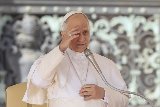 Pope Leo, nanawagan para sa pandaigdigang pagbabawal sa mga pambobomba sa himpapawid