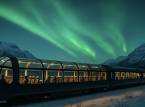 Inilunsad ng Norway ang kauna-unahang panoramic night train sa mundo para habulin ang Northern Lights