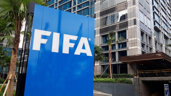 Sumali ang CONCACAF at lahat ng 41 miyembro nito sa UEFA at tinanggihan ang plano ni Infantino na ipribatisa ang bahagi ng FIFA