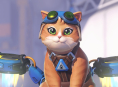 Ang ilang mga skin para sa Overwatch's Jetpack Cat ay inspirasyon ng sariling mga pusa ng mga developer