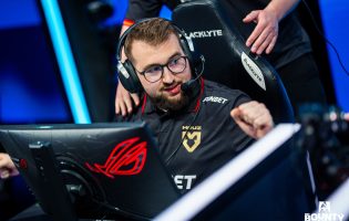 BLAST Bounty Summer 2026: Ang Team Spirit at Mouz ay umabante sa Semifinals