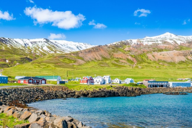 Ang Iceland ay nagtala ng pinakamainit na Bisperas ng Pasko na naitala sa halos 20 ° C (Karaniwang temperatura: -1 ° C hanggang 4 ° C)