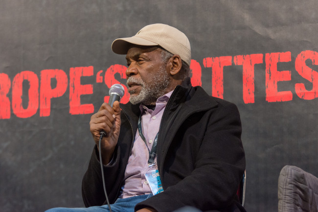 Ang nakamamatay na sandata Danny Glover ay nasuri na may Alzheimer's