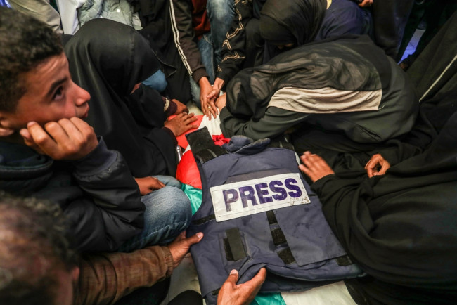 Record 129 mamamahayag pinatay noong 2025 | Ulat