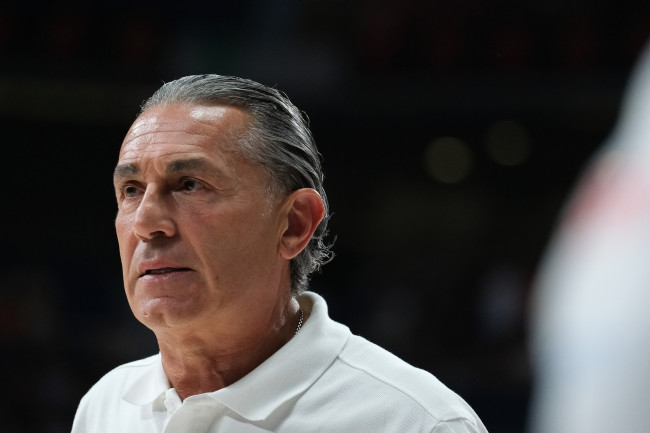 Opisyal na nakipaghiwalay ang Real Madrid sa basketball coach na si Sergio Scariolo matapos ang unang walang-tropeo na panahon mula noong 2011