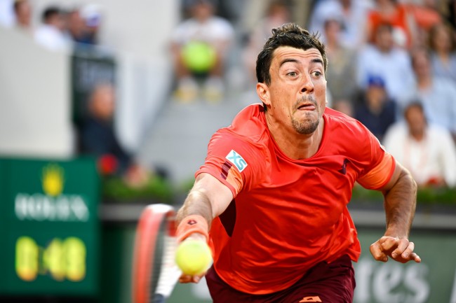 Epic failure sa Australian Open: Nagdiwang siya nang hindi namamalayan na hindi pa tapos ang laban... at pagkatapos ay nawala
