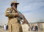 Sinalakay ng Pakistan ang Afghanistan, dose-dosenang patay