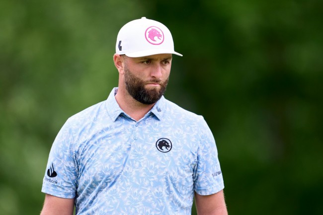 Si Jon Rahm ay nakipagkasundo sa DP World Tour (PGA Europe) dahil ang hinaharap ng LIV Golf ay hindi tiyak