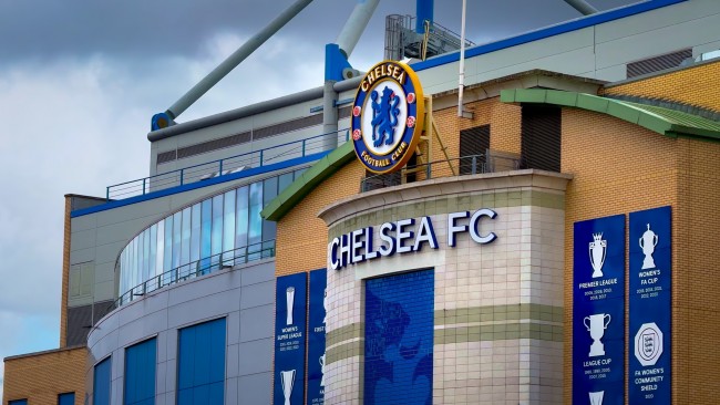 Ang Chelsea at West Ham ay pinagmulta ng £ 300,000 ng Football Association para sa isang "mass confrontation"