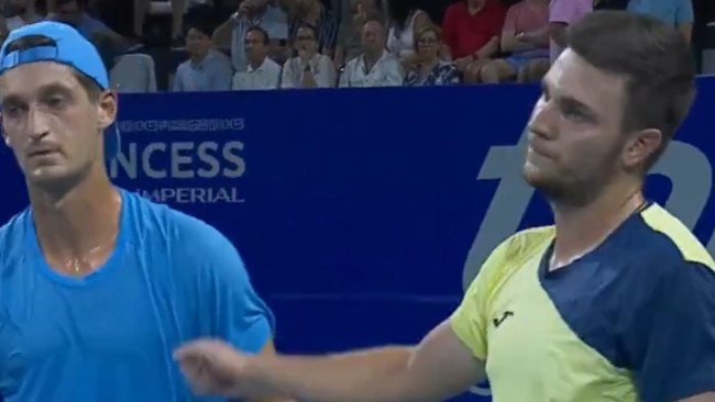 Matinding tensyon sa Mexican Open: Natalo si Terence Atmane sa isang laban dahil sa paglabag sa oras