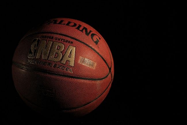 Sina Kevin Durant at LeBron James ay nag-break ng mga rekord at umabot sa bagong taas sa kasaysayan ng NBA