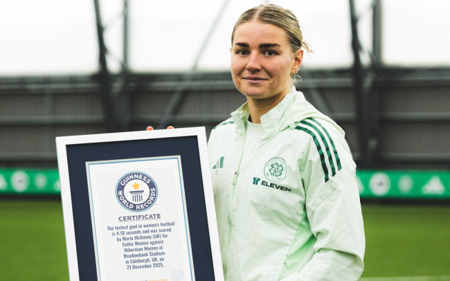 Binasag ng manlalaro ng Scotland na si Maria McAneny ang Guinness World Record para sa pinakamabilis na layunin sa kasaysayan ng football ng kababaihan
