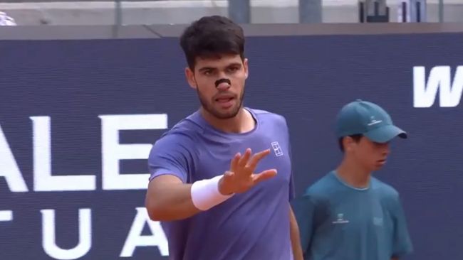 Ang pinsala ni Carlos Alcaraz ay maaaring maging mas seryoso kaysa sa inaasahan: Roland Garros ay nasa panganib