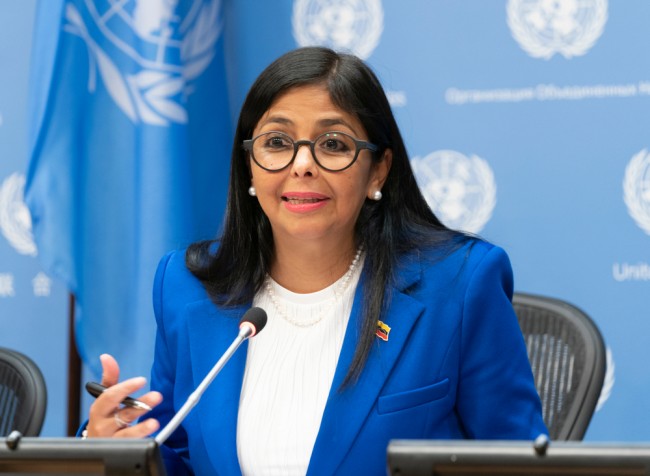 Venezuela nagpahiwatig ng reporma sa batas sa langis sa pagsisikap na makaakit ng dayuhang pamumuhunan