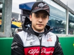 Ang dating Alfa Romeo / Sauber F1 drive na si Zhou Guanyu ay sumali sa Cadillac bilang reserve drive