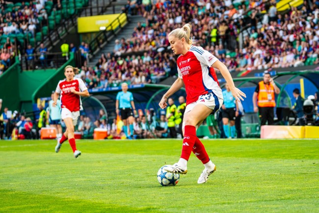Ang brace ni Alessia Russo para sa Arsenal ay tinalo ang Real Madrid; Tinalo ng Manchester United ang 5-2 sa Women's Champions League