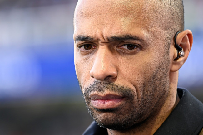 Ang emosyonal na pagtatanggol ni Thierry Henry kay Vinícius matapos ang racist na insulto: "Ako ay isang Madridista ngayong gabi"