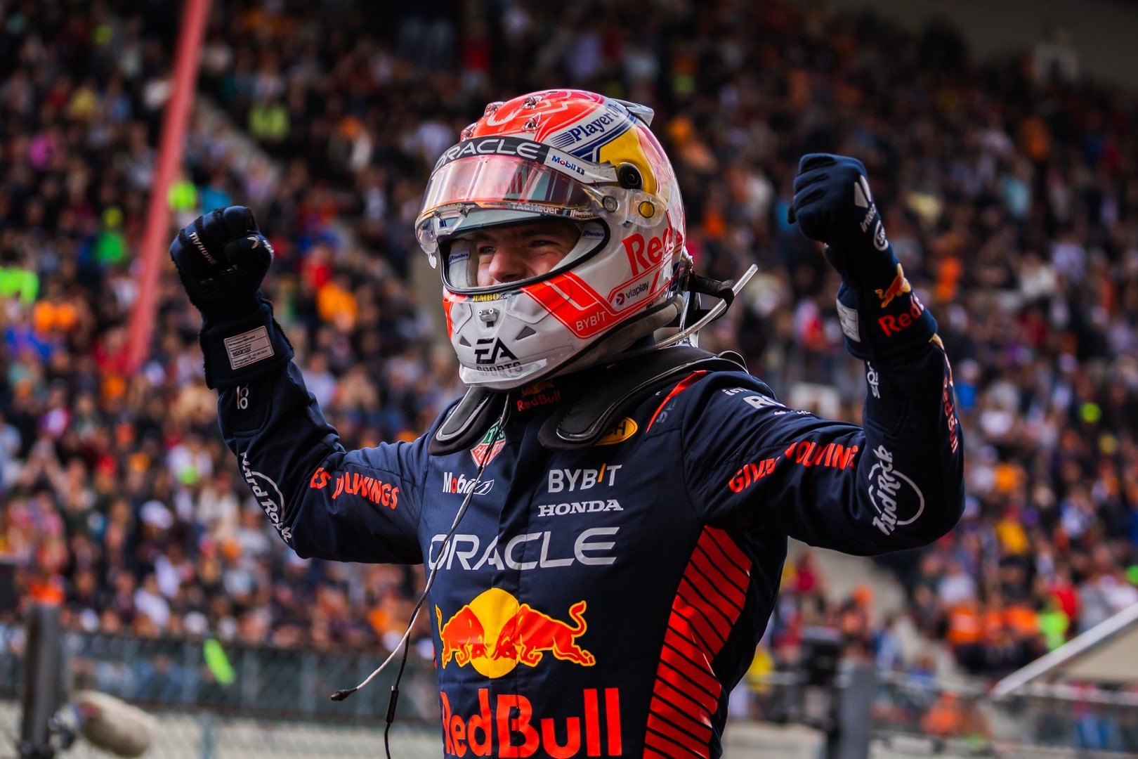 Pinalawig ni Max Verstappen ang kanyang kontrata sa Red Bull hanggang katapusan ng 2030