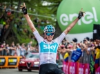 Si Chris Froome ay nananatiling mahiyain tungkol sa kanyang hinaharap sa emosyonal na pagpupugay sa kaganapan sa La Vuelta 2026
