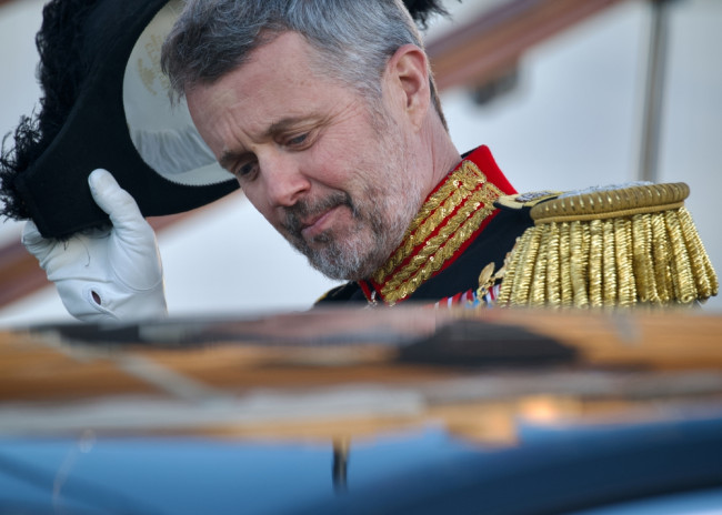 Bumisita si Haring Frederik ng Denmark sa Greenland para muling pagtibayin ang pagkakaisa sa gitna ng interes ni Trump sa Arctic