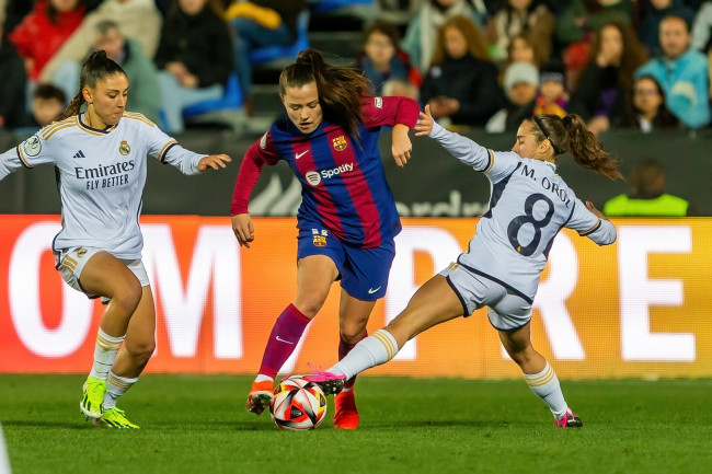 Ang Real Madrid at Barcelona ay nakatakda para sa dalawa pang Clásicos sa Women's Champions League: Ang kasalukuyang rekord ay 22-1
