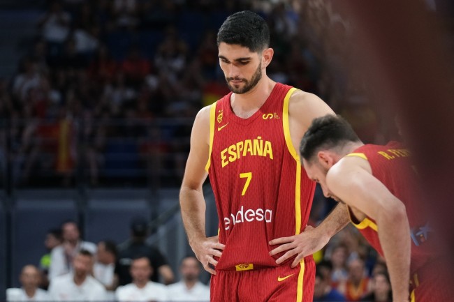Ang Spanish forward na si Santi Aldama ay ipinagpalit mula sa Memphis Grizzlies patungong Dallas Mavericks