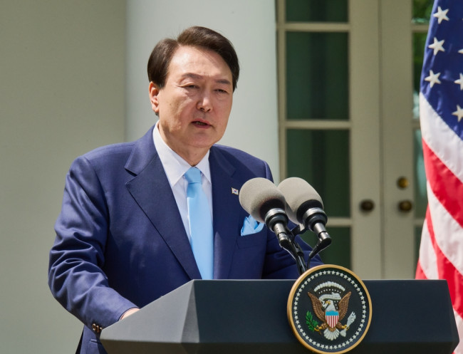 Hinatulan ng korte ng South Korea ang dating pangulo na si Yoon ng habambuhay dahil sa pag-aalsa