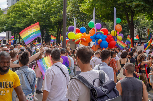Masyadong mainit: Ang Paris 'Pride March ay inilipat sa Setyembre