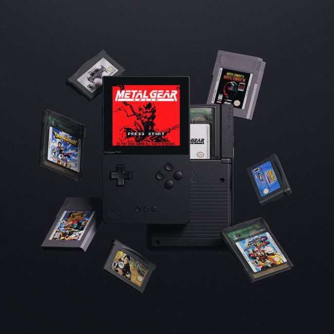 Ang Mataas na Hinahangad na Analogue Pocket ay Bumalik sa Mga Istante ng Tindahan