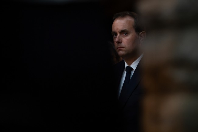 Ang Pransya ay nagmamadali sa emergency budget bago ang Pasko upang maiwasan ang pagsara ng gobyerno matapos bumagsak ang mga pag-uusap