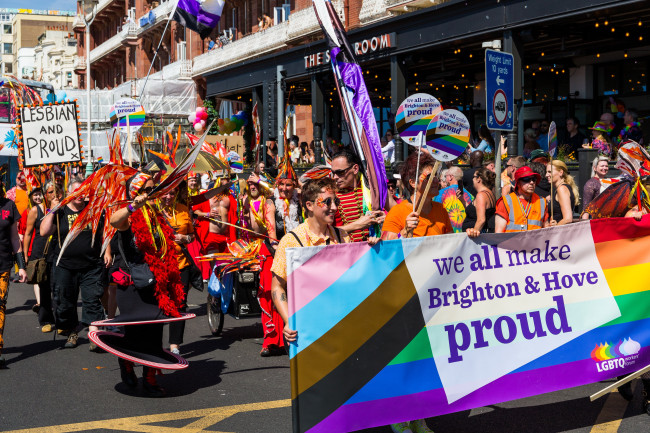 Armadong pulis ipapadala sa UK Pride festival matapos ang pag-atake sa Berlin