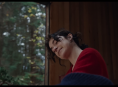 Sina Tatiana Maslany at Rossif Sutherland ay pinahihirapan ng isang supernatural na presensya sa pinakabagong pagtingin sa Keeper 