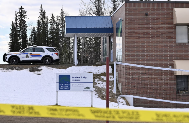 Kinilala ng pulisya ng Canada ang 18-anyos na babae bilang suspek sa nakamamatay na pamamaril sa paaralan
