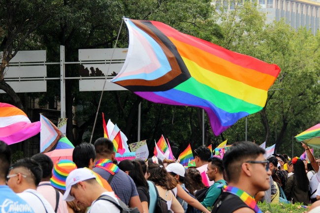 Sinabi ng coach ng Iran na hindi nila papansinin ang "mga bagay na ipinagbabawal sa ating relihiyon na hindi umiiral" bago ang Pride Match