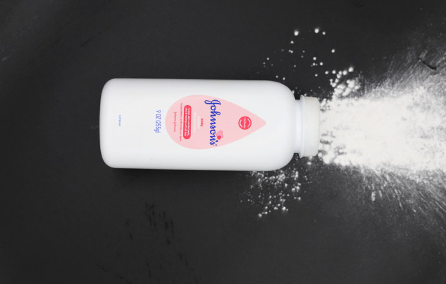 Nag-alok ang Johnson & Johnson na magbayad ng hanggang .5 bilyon para ayusin ang kaso ng baby powder