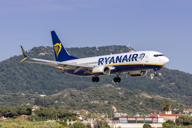 Ang Ryanair ay pinagmulta ng € 256m dahil sa mga taktika upang harangan ang mga nagbebenta ng tiket sa online