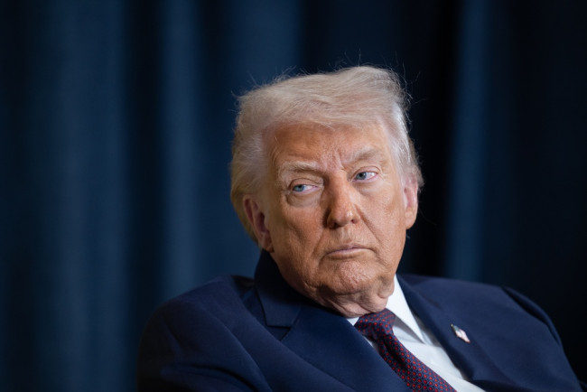 Donald Trump, muling nag-aaway sa Espanya sa NATO summit