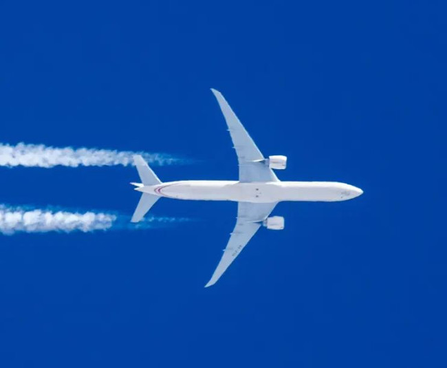 Susubok ng AI upang makatulong pigilan ang mga eroplano na mag-iwan ng mga contrail