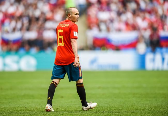 Si Andrés Iniesta ay nag-alok ng mahalagang papel sa pambansang koponan ng football ng Morocco, ngunit hindi pa tinanggap