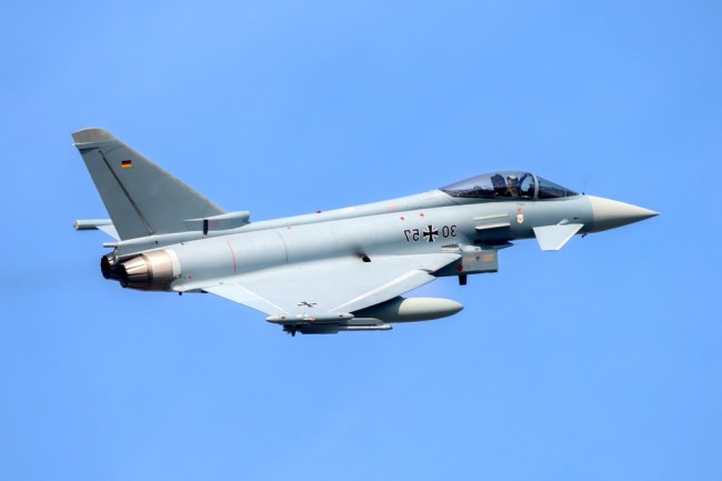 Ang NATO ay nag-scramble ng mga fighter jet kasunod ng pinakamalalim na paglabag sa drone sa Romania (higit sa 100 km sa loob ng lupain)