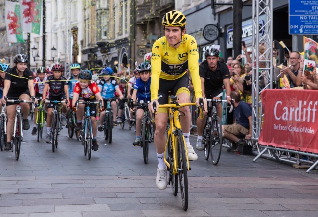 Dalawang buwan matapos magretiro, ang dating siklista na si Geraint Thomas ay hinirang na direktor ng karera sa Ineos Grenadiers