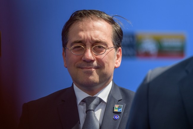 Binuhay ng Espanya ang pagtulak para sa isang hukbo ng Europa habang sinusubok ng alitan sa Greenland ang pagkakaisa ng EU