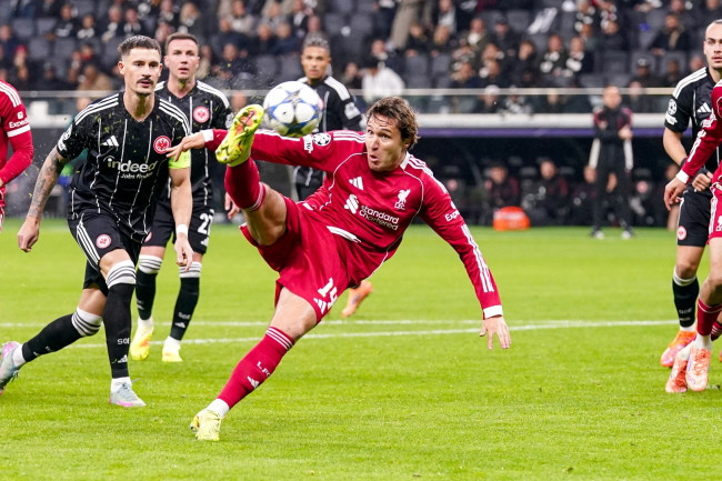 Ang winger ng Liverpool na si Federico Chiesa ay napilitang umalis sa pambansang koponan ng Italya dahil sa pinsala