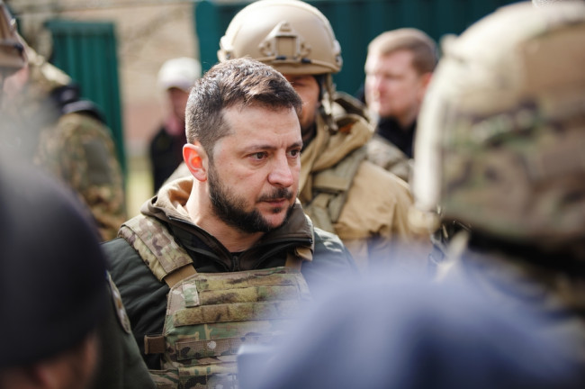 Sumumpa si Zelensky na itaguyod ang kalayaan sa ika-4 na anibersaryo ng digmaan: "Hindi sinira ni Putin ang mga Ukrainian"