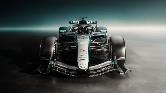 Formula 1 2026: Ipinapakita ng Mercedes-AMG ang W17