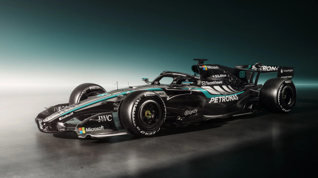 Formula 1 2026: Ipinapakita ng Mercedes-AMG ang W17